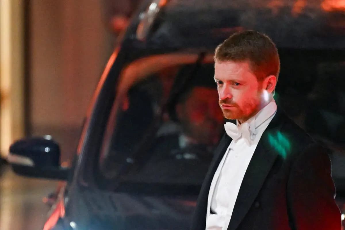 El jefe de gabinete de Downing Street, Morgan McSweeney, llega al banquete anual de la alcaldesa en el Guildhall de Londres el 1 de diciembre de 2025. (Chris J. Ratcliffe/Reuters).