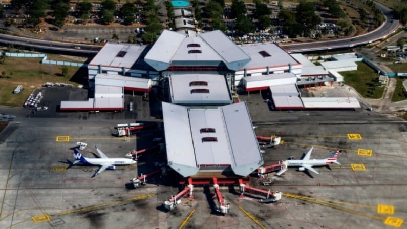 Cuba advierte a aerolíneas sobre escasez de combustible para aviación y Air Canada cancela sus vuelos