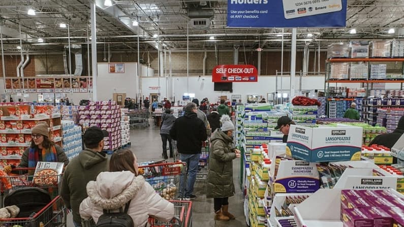 Economía estadounidense crece solo un 1.4 %, por debajo de las previsiones consensuadas