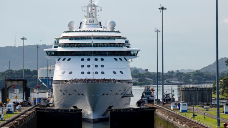 EE. UU. anuncia su apoyo a la soberanía de Panamá frente a la retención de barcos por parte de China