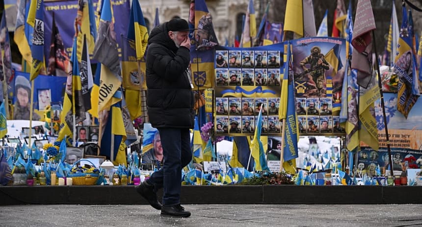 Líderes europeos se unen en apoyo a Ucrania al entrar la guerra en su quinto año