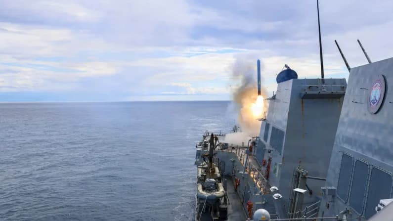 EE. UU. necesita 3 años para reponer las armas usadas en la guerra de Irán