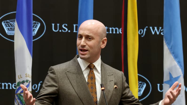Asesor de seguridad de Trump dice que los cárteles solo se pueden derrotar con poder militar