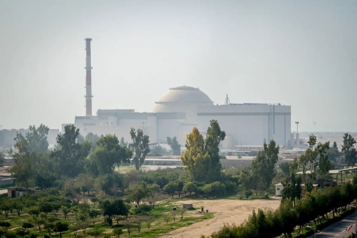 Vista de la central nuclear de Bushehr, el 26 de enero de 2014. (Mohamad Ali Najib/Middle East Images/AFP vía Getty Images)