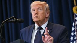 Trump dice que recibió 100 millones de Barriles de petroleo de Venezuela y recibirá otros 100 millones