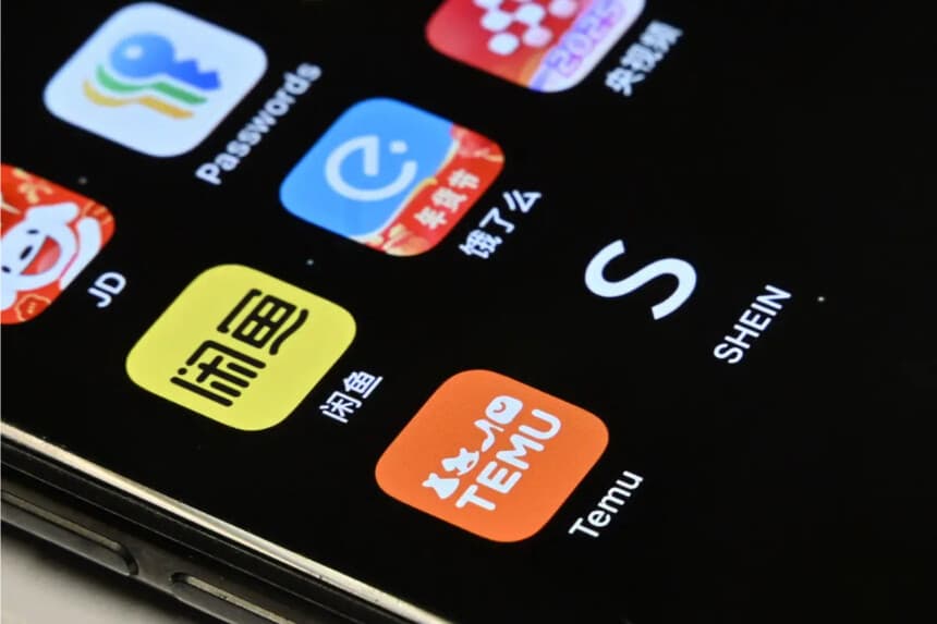 Aplicaciones chinas en un teléfono móvil en Beijing, China, el 5 de febrero de 2025. (Adek Berry/AFP vía Getty Images)