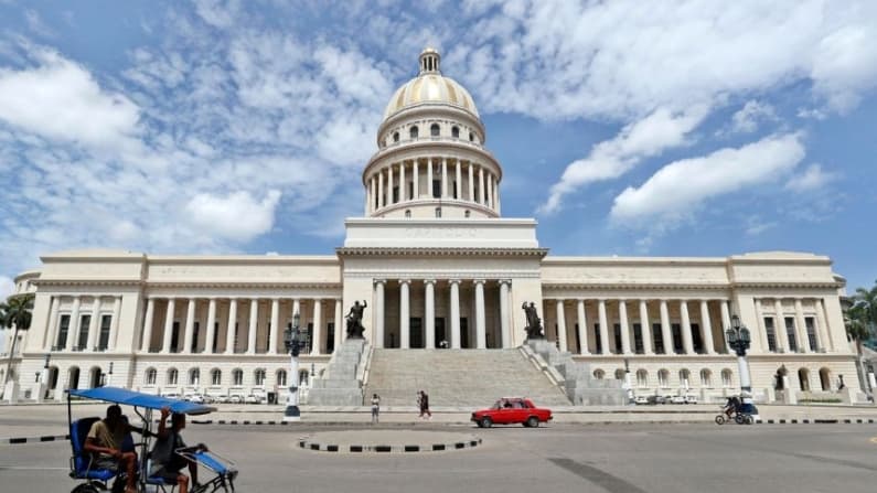 Republicanos del Senado de EE. UU. impulsan fondos para financiar el ICE y la Patrulla Fronteriza