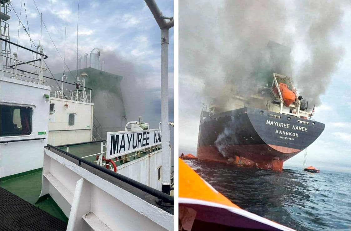 Humo que se eleva desde el buque granelero tailandés “Mayuree Naree” tras un ataque en el estrecho de Ormuz el 11 de marzo de 2026. (Marina Real Tailandesa/Imagen cedida vía Reuters).