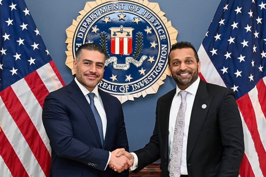El secretario de Seguridad Ciudadana, Omar García Harfuch, y el director del FBI, Kash Patel. (Créditos: Secretaría de Seguridad y Protección Ciudadana)