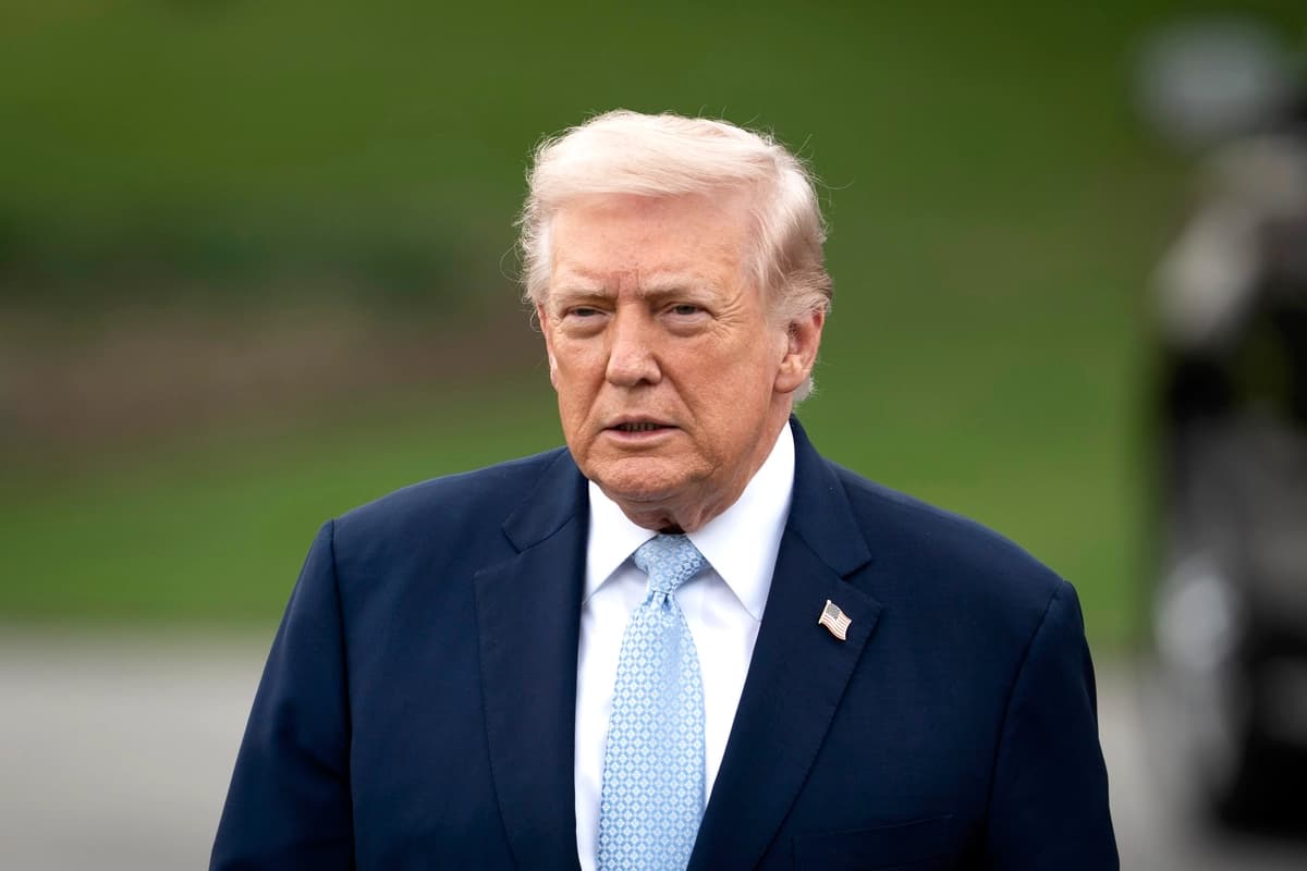 El presidente Donald Trump abandona la Casa Blanca, el 20 de marzo de 2026. (Madalina Kilroy/The Epoch Times)