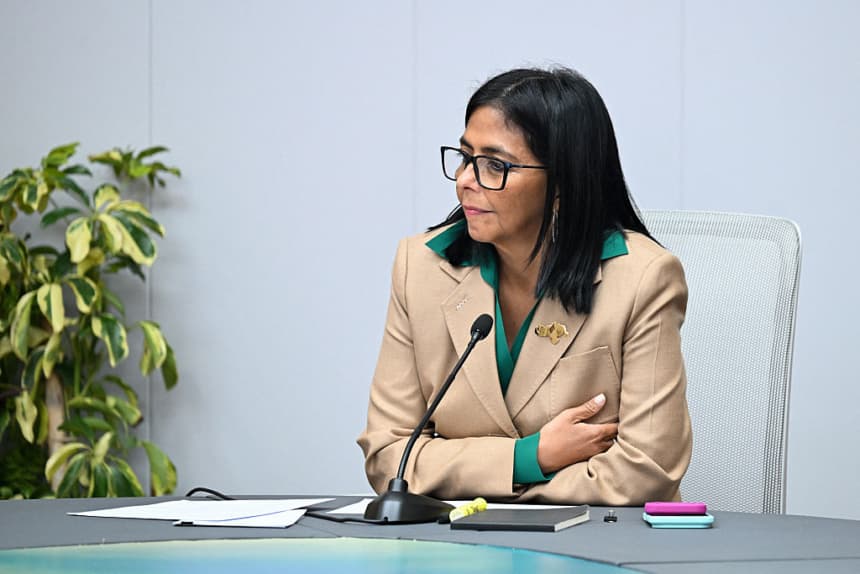 La presidenta interina de Venezuela, Delcy Rodríguez en el Palacio Presidencial de Miraflores, en Caracas, el 13 de marzo de 2026. (Juan BARRETO/AFP vía Getty Images)