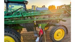 Guerra en Irán dispara precios de los fertilizantes y perjudica a los agricultores en plena siembra