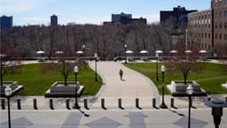 Jueza desestima demanda del Departamento de Justicia contra matrícula de Minnesota para inmigrantes ilegales