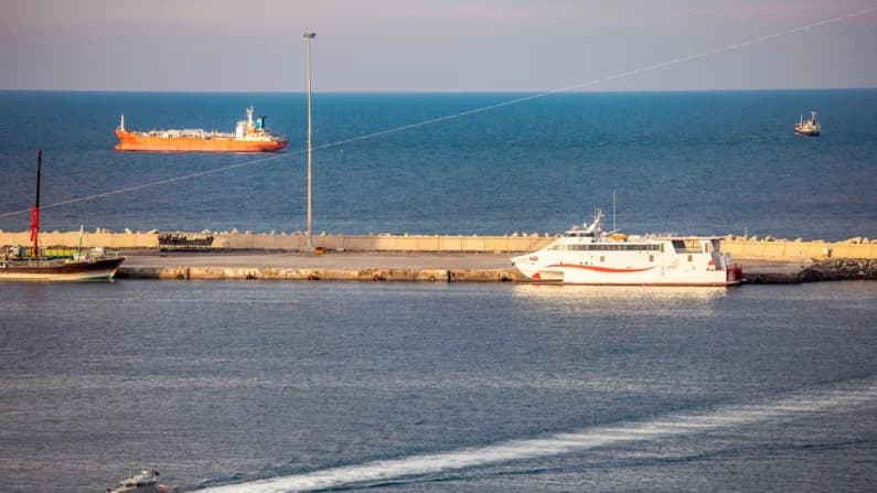La Casa Blanca disputa reportes sobre el cierre del Estrecho de Ormuz