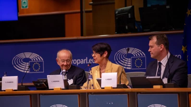 Médicos y legisladores de la UE alertan sobre la sustracción forzada de órganos en China