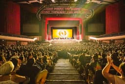 Éxito rotundo de Shen Yun 2026 en su estreno en la Ciudad de México: el público siente la protección divina
