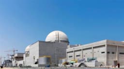 Ataque con drones provoca incendio en central nuclear de Emiratos Árabes en medio de alto el fuego