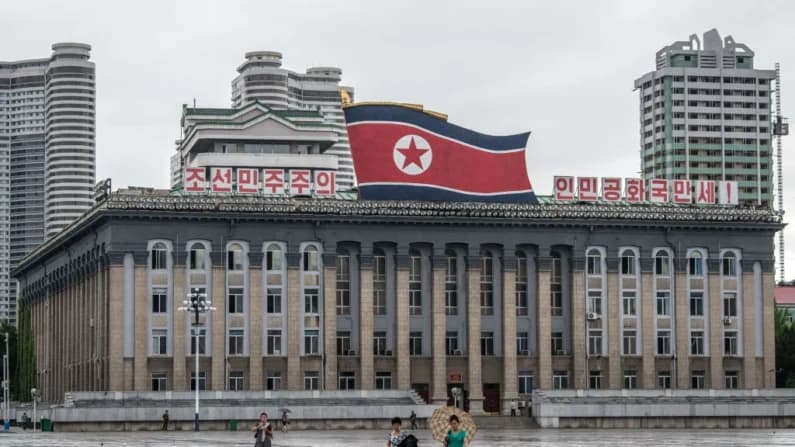 Corea del Norte elimina palabras "Unificación" y "Socialismo" de la Constitución y ordena ataque nuclear si Kim es asesinado