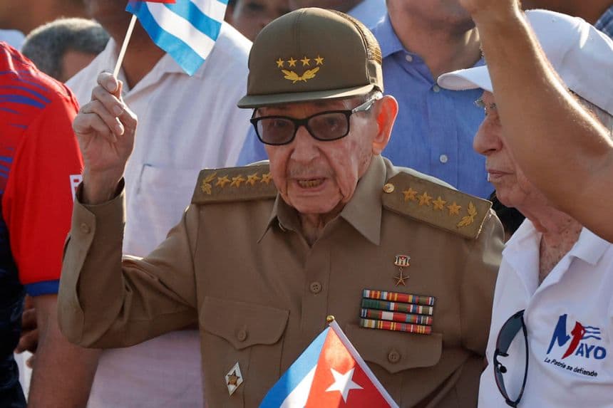 Fotografía de archivo donde aparece el expresidente de Cuba, Raúl Castro. (EFE/ Ernesto Mastrascusa)