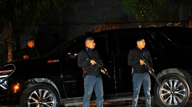 Autoridades peruanas capturan a presuntos extorsionadores ligados a Los Lobos