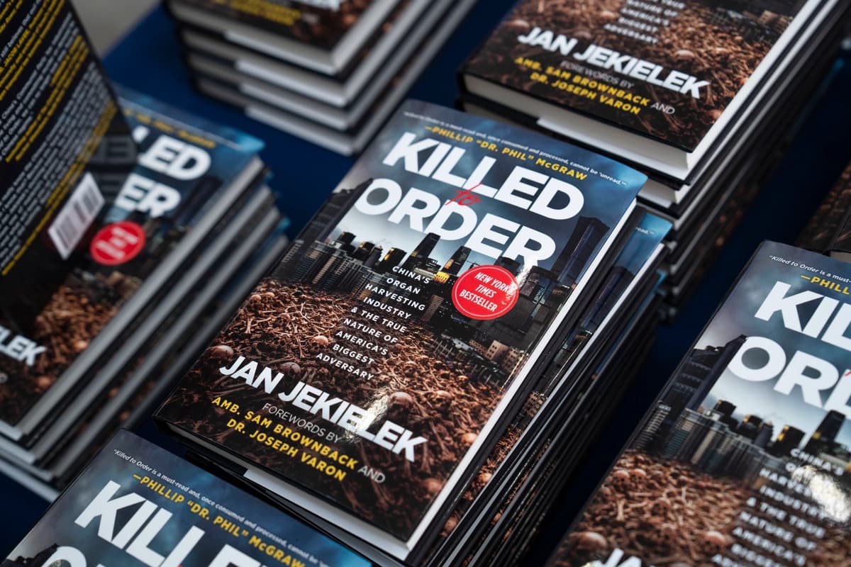 Dentro del sistema chino de sustracción forzada de órganos: el periodista Jan Jekielek mostrará en Toronto décadas de evidencias