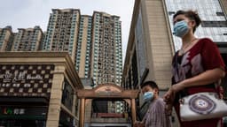 China amplia prestaciones a quienes migran a las ciudades mientras disminuye la población urbana