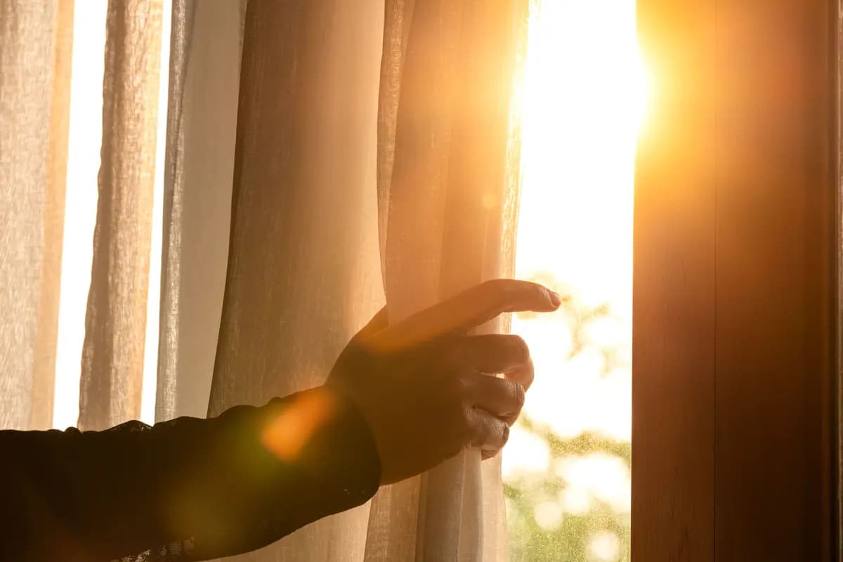 <em>Gould quiere que otros supervivientes sepan que ellos también pueden liberarse del mismo tipo de dolor y culpa que la llevaron al borde del suicidio. (Me dia/Shutterstock)</em>