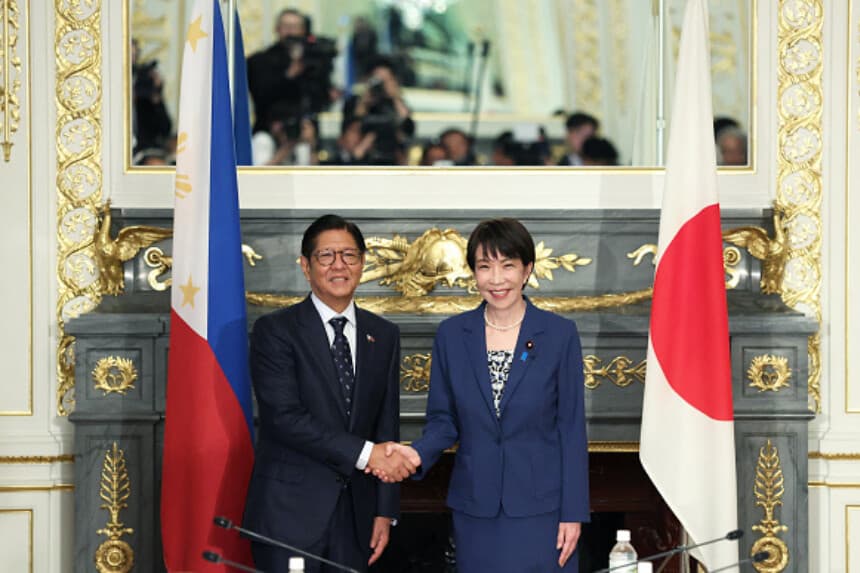 Japón y Filipinas refuerzan lazos de seguridad y piden paz en Taiwán