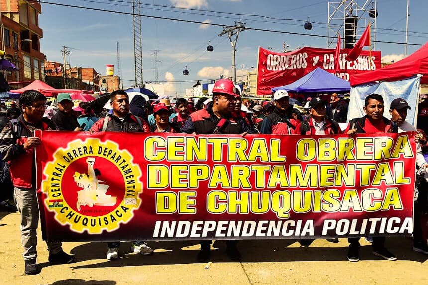 Sin respuesta sindical, Bolivia retrasa el inicio del diálogo nacional