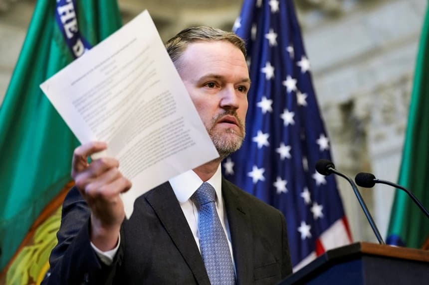 El representante comercial de EE. UU., Jamieson Greer, interviene durante una rueda de prensa celebrada al margen de las reuniones anuales del FMI y el Banco Mundial en Washington el 15 de octubre de 2025. (Ken Cedeno/Reuters)
