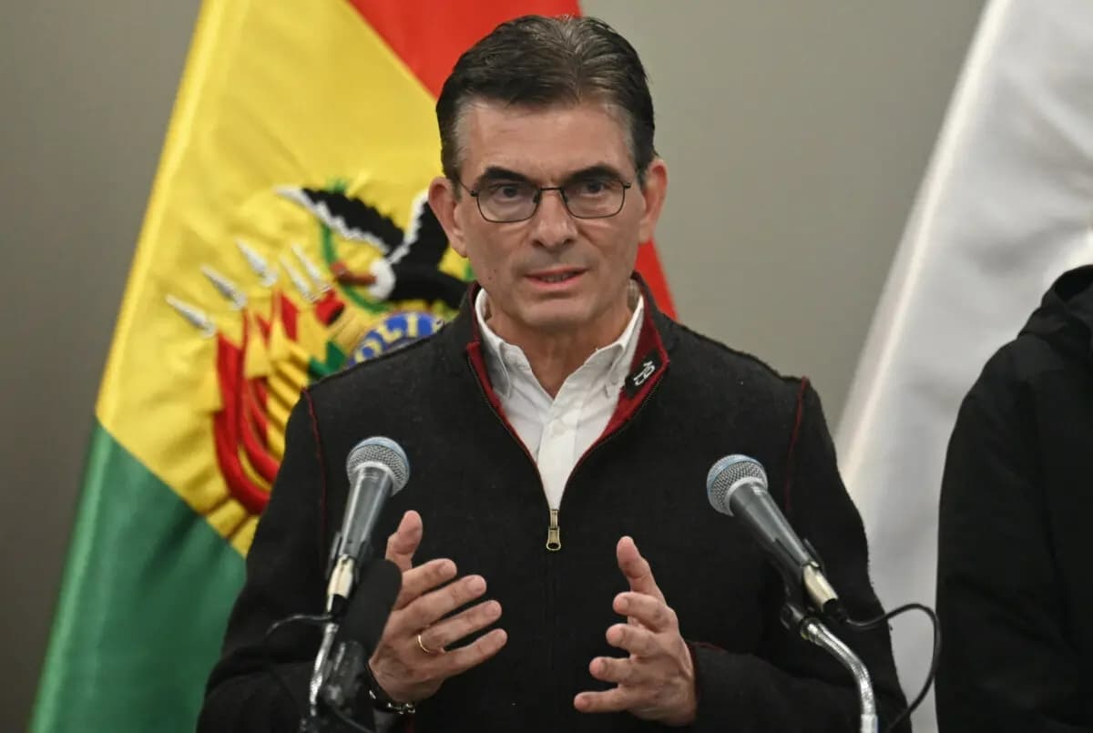 El presidente boliviano Rodrigo Paz ofrece una rueda de prensa en La Paz, Bolivia, el 20 de mayo de 2026. (Claudia Morales/Reuters)