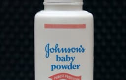 Jurado absuelve a Johnson & Johnson en demanda por cáncer relacionado con talco para bebés