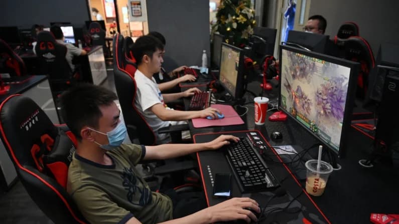 Crece la presión en China: el uso de VPN podría acarrear sanciones, advierten