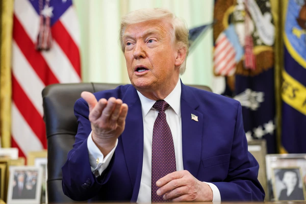 El presidente Donald Trump habla durante un evento en el Despacho Oval de la Casa Blanca el 3 de junio de 2026. (Kevin Dietsch/Getty Images)