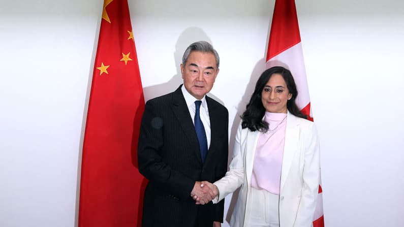 Exjefe militar advierte contra el acercamiento de Canadá a China desestimando sus lazos con EE. UU.
