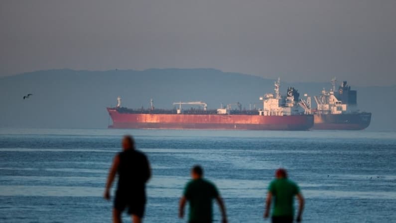 Exportaciones de petróleo reducen el déficit comercial de EE. UU. en abril
