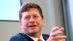 Trump dice que nominará a Jay Clayton como Director de Inteligencia Nacional