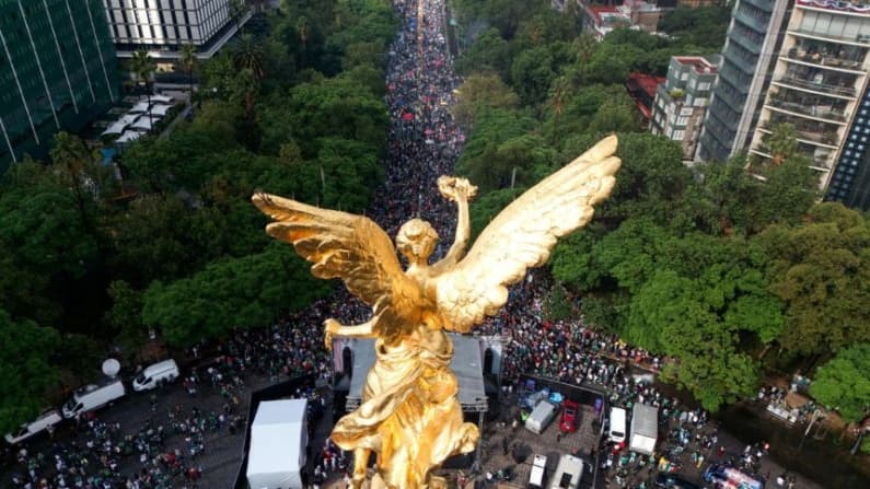 El día que el Mundial llegó a México: una ciudad dividida entre la celebración y el reclamo