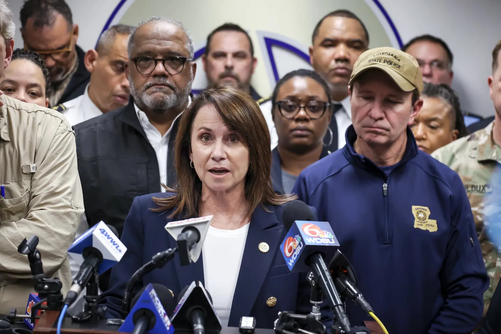 <em>La fiscal general de Luisiana, Liz Murrill, habla durante una conferencia de prensa en Nueva Orleans el 1 de enero de 2025. Luisiana, junto con la demandante Rosalie Markezich, demandó a la FDA para anular el cambio de normativa que permitía obtener la pastilla abortiva por correo. (Chris Graythen/Getty Images).</em>