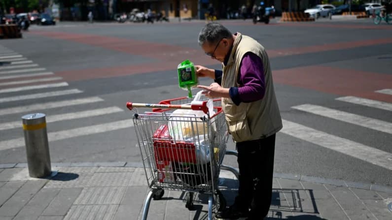 Desplome del consumo en China mientras se agrava su desequilibrio económico