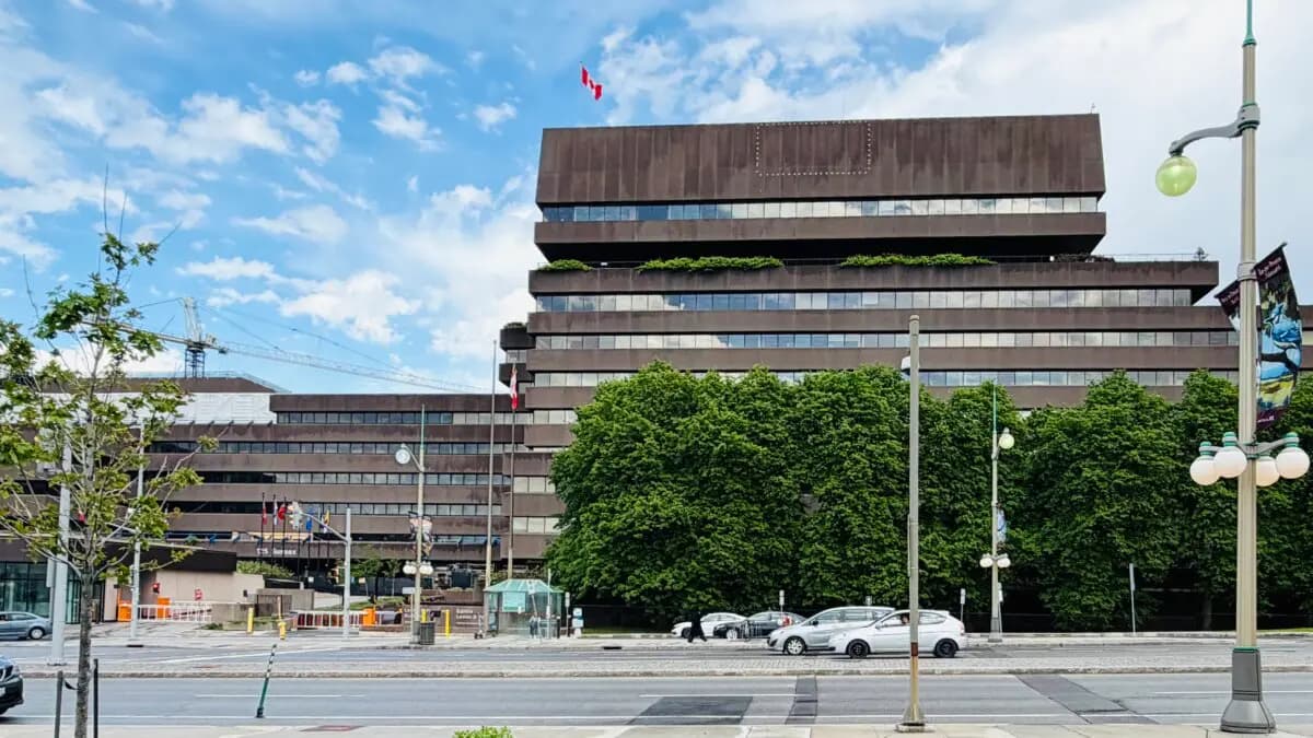 <em>El edificio Lester B. Pearson, sede de Asuntos Globales de Canadá, aparece en la fotografía tomada en Ottawa el 29 de mayo de 2026. (The Epoch Times)</em>