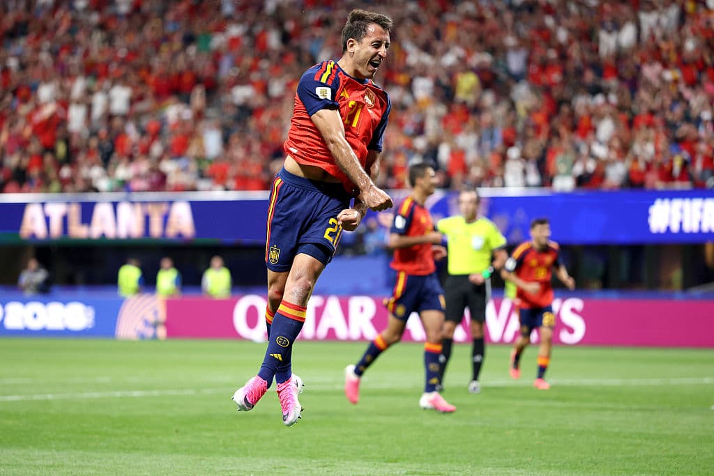 <em>Mikel Oyarzabal # 21 de España celebra marcar el tercer gol de su equipo durante el partido del Grupo H de la Copa Mundial de la FIFA 2026 entre España y Arabia Saudita en el estadio de Atlanta el 21 de junio de 2026 en Atlanta, Georgia. (Justin Setterfield/Getty Images)</em>