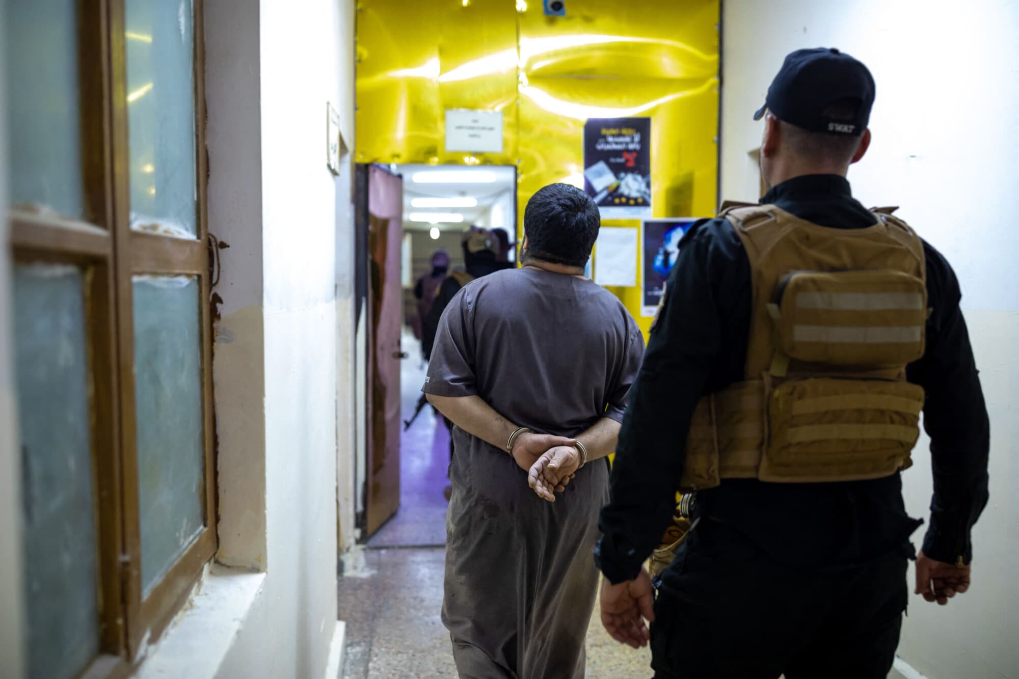 Mexicano se declara culpable de integrar red que introdujo ilegalmente hasta 3000 migrantes a EE. UU.
