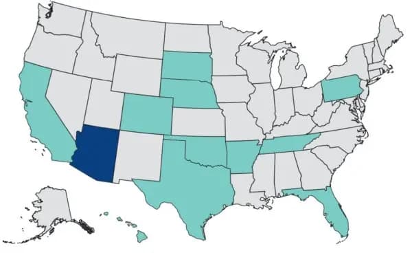 Un mapa publicado por los Centros para el Control y la Prevención de Enfermedades (CDC) muestra dónde se han reportado casos del virus del Nilo Occidental en Estados Unidos al 30 de junio de 2026. Arizona, en azul oscuro, es el estado con más casos reportados: 32. (CDC de EE. UU. vía The Epoch Times)