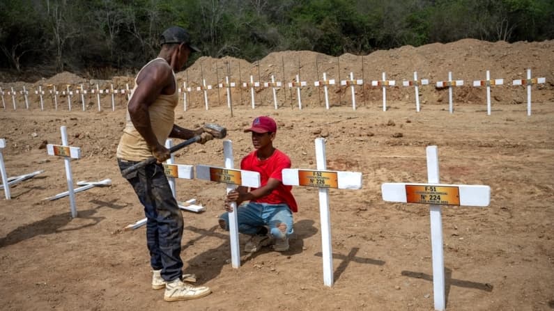Cifra de muertos por el terremoto en Venezuela supera los 3300