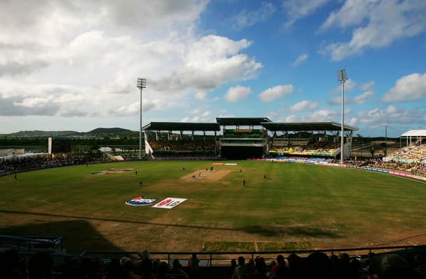 Vista general durante el partido de la fase Super Eight de la Copa Mundial de Críquet del ICC entre Australia e Inglaterra, disputado en el Sir Vivian Richards Stadium el 8 de abril de 2007, en St. John’s, Antigua y Barbuda. (Foto de Hamish Blair/Getty Images)