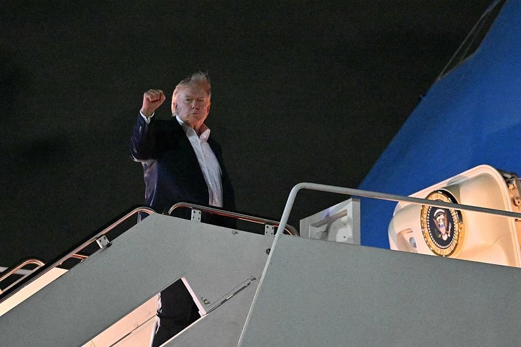 Trump parte de la Base Conjunta Andrews hacia la cumbre programada de la OTAN