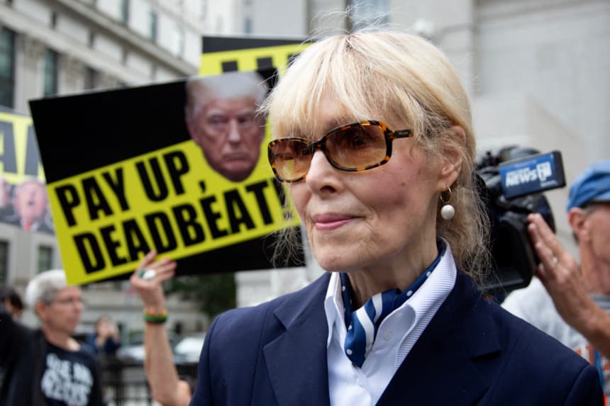Trump vuelve a pedir a Corte Suprema que bloquee indemnización de USD 5 millones a E. Jean Carroll