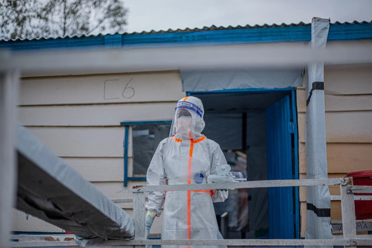 Más de 930 personas han muerto por el brote de ébola