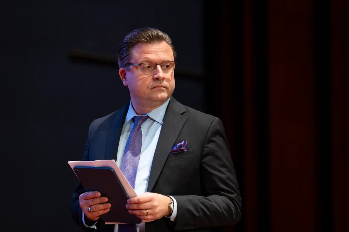 Jan Jekielek, editor principal de The Epoch Times y autor de "Killed to Order", habla en el Capitolio de Estados Unidos el 21 de julio de 2026. (Madalina Kilroy/The Epoch Times)